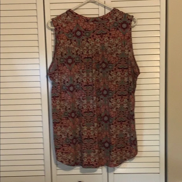 Westport Brown Sleeveless Blouse with Relaxed Fit - Picture 3 of 4